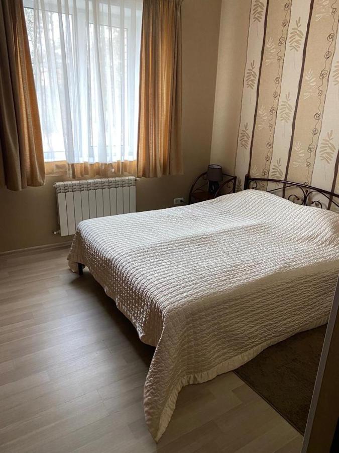 Hotel Gostynnyi Dvir Bucha Εξωτερικό φωτογραφία