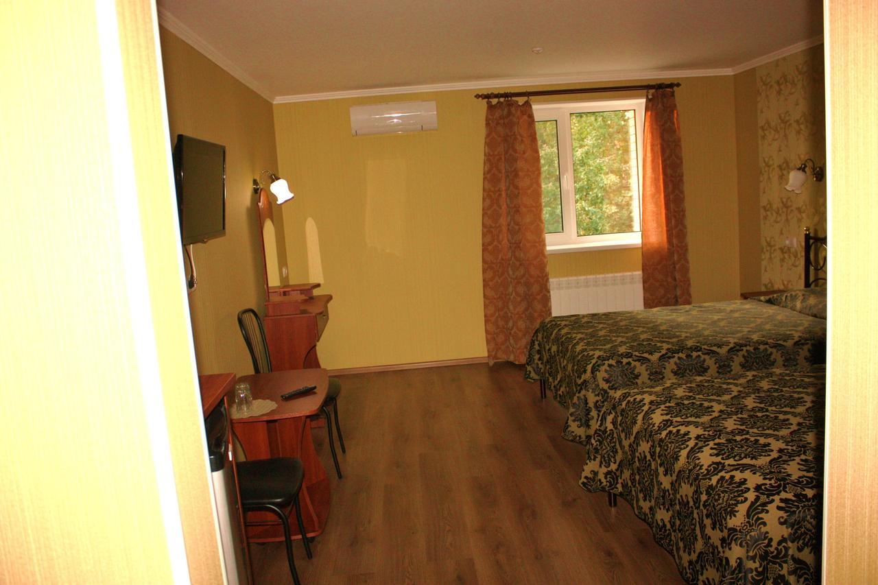 Hotel Gostynnyi Dvir Bucha Δωμάτιο φωτογραφία